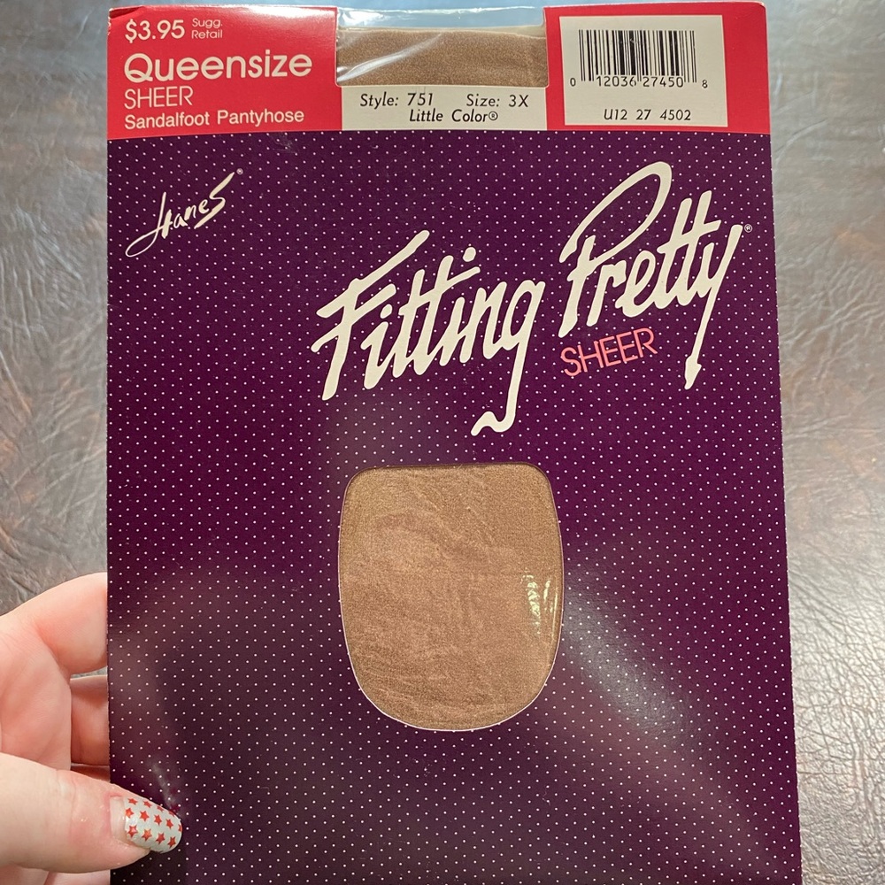 Hanes Fitting Pretty Sheer Sandalfoot Pantyhose Size 3X Little Color Queensize